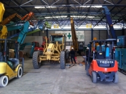 NDT Thailand เครื่องจักรกลหนักนำเข้าจาก ตปท. สภาพดีไม่เคยใช้งานในไทย 098-858-5524 สามภพ ครับ 24 ชม.