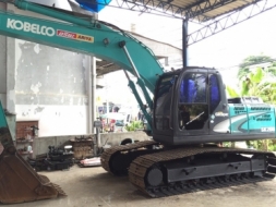 KOBELCO SK200-8 YN11 8,XXX ชั่วโมง เล่มทะเบียนครบ รถสวย ใช้งานดี