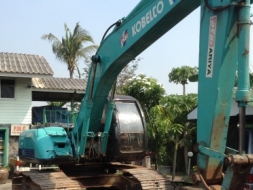 +++ ขายรถแบคโฮ  KOBELCO PC200   (MARK 5)  รถสภาพดี  พร้อมใช้งาน  สนใจรายละเอียดคุยได้ครับ โทร. 081-6