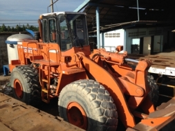 รถตัก HITACHI LX 200