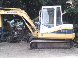 ขายด่วน รถขุด KOMATSU  PC40-6  รถเก่านอกแท้นำเข้าจากปฃญี่ปุนมีเอกสารแจ้งจำหน่ยา  สนใจติดต่อ 08297575