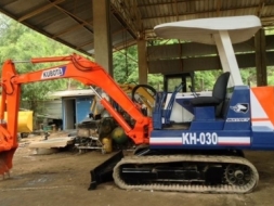 ขายรถขุด KUBOTA  KH-030. Pc30 รถนำเข้าเก่านอกแท้100% เครื่องแน่น.  ปั๊มแรง  การใช้งานคล่องตัว  ระบบไ