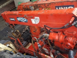 เครน UNIC 200V Turbo