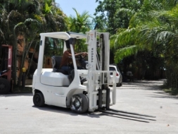 ขายFORKLIFT TOYOTA FG10(1ตัน) เสา3เมตร สวยเดิมจากญี่ปุ่น ยังไม่เคยใช้ในไทย 125,000เท่านั้น!!