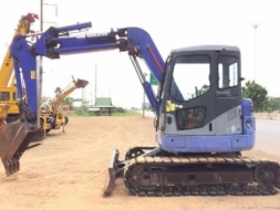 ขายรถแบคโฮ KOMATSU PC78UU-6 รุ่นใหม่ ปี 2002 คอลโทรลสั้น ปั้มนิ้ว แอร์เย็น สภาพสวยพร้อมใช้งาน รถนอกน