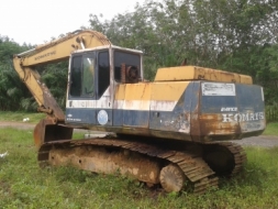 KOMATSU PC 200-5