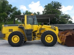 ขาย KOMATSU WA 400-3E นำเข้าจากญี่ปุ่น สภาพ 90% ติดต่อ 090-986-2521 อ๊อบ