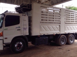 ขาย รถสิบล้อเพลาเดียว.  Hino. 212. ปี 52 .ใช้งานแค่ 80000 กว่ากิโล