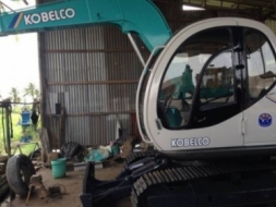 ขายแบคโฮ ยี่ห้อ KOBELCO SK60-2