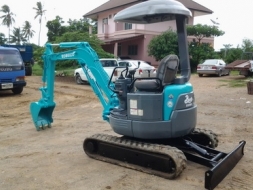 ขายรถแบคโฮ KOBELCO SR 20 คอนโทรลน้ำมัน นำเข้าจากญี่ปุ่น ติดต่อยุด 081-987-0866