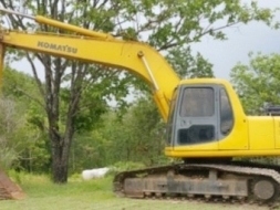 KOMATSU PC 200-6 Serial 93022 ซีเรียลสูง เอกสารเล่มทะเบียนครบพร้อม ไฟฟ้าเต็ม หน้าจอครบ ภายในห้องเก๋ง