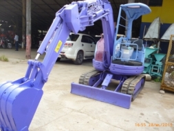 ขายรถขุด  KOMATSU PC28ีีUU-2E  มีหลายคัน