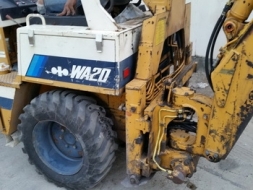 รถหน้าตักหลังขุดล้อยาง KOMATSU WA20 เก่านอก ญี่ปุ่น