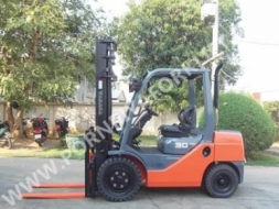 จำหน่ายรถ Forklift TOYOTA 52-8FD30