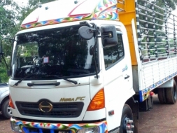 ต้องการขาย รถหกล้อ HINO MEGA 5.50 เมตร