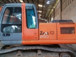 รถแมคโครยี่ห้อHITACHI ZAXIS 200