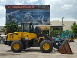 รถตัก WR12-5  KOMATSU  ขนาดเท่ากับ WA150-5 แขนยาว ราคา  1,750,000.- บาท สอบถามรายละเอียด 086-0044333