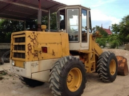 ขาย Komatsu 510 นำเข้าจากญี่ปุ่น 090-986-2521 อ๊อบ