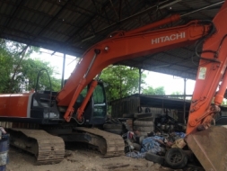 ขายHITACHI EX250-3 เอกสารเล่มพร้อมใช้งานชั่วโมง3000ก่วาพร้อมลายหัวเจาะพร้อมหัวเจาะOKADAติดต่อ คุณอ๊อ