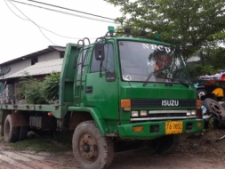 รถหกล้อ isuzu FTR ร็อคกี้ เครื่อง 165 แรง เครื่องีหัวสวยไม่มีผุ แอร์เย็น ภายในครบ ยาว 5.50