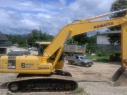 KOMATSU PC200-7 FREE PM 7,000 hrs.