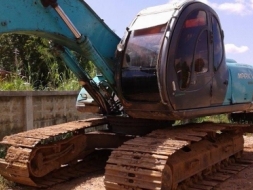 ขาย แมคโคร kobelco sk200 mark5