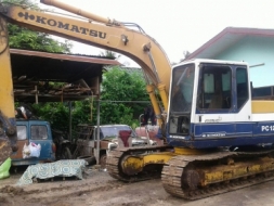 KOMATSU PC 120-5