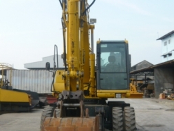 รถขุดล้อยาง Komatsu PW150-6 รถเก่านอก สภาพเดิมๆ พร้อมใช้งาน