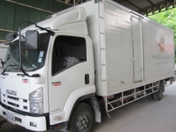 ISUZU FRR90NNXXQ รถยนต์ห้องเย็น  6 ล้อ