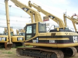 ขายด่วนรถขุดบูมยาวพิเศษ 18 เมตร นำเข้าจากญี่ปุ่น,CAT320BL(LR)