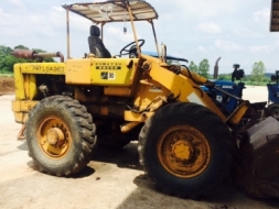 ขายรถตักล้อยางมือสอง KOMATSU JH30B