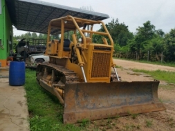 KOMATSU  D5 ขายถูก