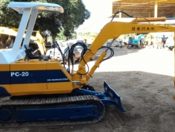 ขายรถขุด KOMATSU PC20-3 เครื่องดีปั้มดี สภาพพร้อมใช้งาน เป็นรถเก่านอกนำเข้าจากญี่ปุ่น ราคา220,000 บา