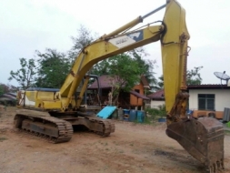 ขายแบคโค KOBELCO SK200-3 สนใจโทร 090-8588220คุณนะ 093-3258446คุณบิว หรือเข้าดูสินค้าอื่นๆได้ที่ www.