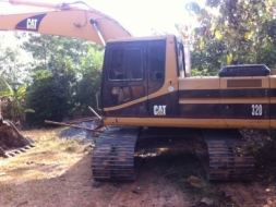 ขายแบคโฮ cat320v2พร้อมใช้งาน