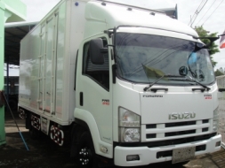 ISUZU FRR เครื่องยนต์ 210 แรง ตู้ 4 บานยาว 5.50 เมตร รถสวย พร้อมใช้งาน