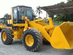 KOMATSU WA150-1 เก่าญี่ปุ่น โทร.090-986-2521 อ๊อบ