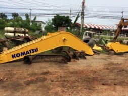 ขายบูมอาร์ม KOMATSU PC200 รุ่น 7-8 ราคา 120000 บาท