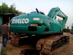 ขายแบคโค KOBELCO SK200-5 เครื่องเดิมปั้มเดิม เอวแน่น ทำงานเร็ว สภาพพร้อมใช้งาน สนใจโทร 090-8588220คุ