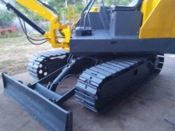 ขายแบ็คโฮ  KOMATSU PC20-3