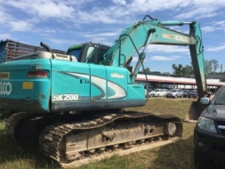 KOBELCO   SK 200  รุ่น 8  YN11  เครื่องดีเอวแน่นช่วงล่างดี7000ชั่วโมงเล่มทะเบียน