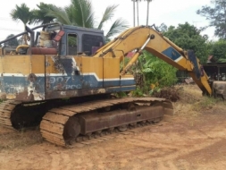 KOBELCO MARK 1 SK200 รถพร้อมใช้ ทำงานได้ดี ปั้มเค 3 วี ราคาสุดคุ้มครับ