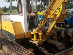 รถขุด KOMATSU PC30-6