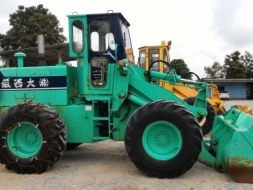 KOMATSU 515-2 เครื่องโคัทสุ นำเจ้าจากญี่ปุ่น 090-986-2521 อ๊อบ