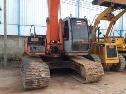 ขาย Hitachi EX200-5 ไฟฟ้าตัด เอกสารเล่มทะเบียน