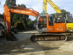 ้HITACHI ZX120  เก่าญี่ปุ่น  ปี2007  แทรคใหญ่  สภาพสวย   พร้อมใช้  สนใจโทร 089-3818694  ดวงนภา จ้า