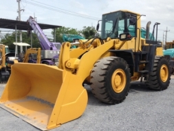 KOMATSU WA400-3E มีให้เลือก 2คัน นำเข้าจากญี่ปุ่น สภาพดี สวยทั้งคู่ 090-986-2521 อ๊อบ