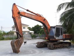 Hitachi EX 200 รุ่น 1