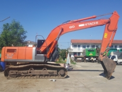 ขาย HITACHI ZX200-3 10107 ชั่วโมง