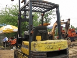 ขาย-รถยก FORKLIFT: KOMATSU-FD15-15 ขนาด 1.5 ตัน เครื่องดีเซล ประหยัด นำเข้าจากญี่ปุ่น สภาพพร้อมใช้